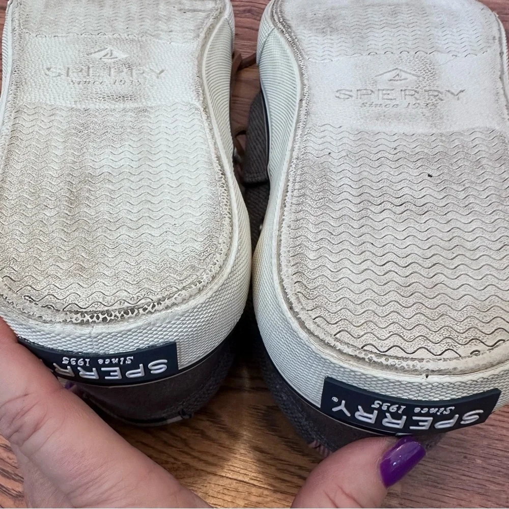 Sperry Gray Canvas Boat Shoes Great condition, leather laces Men’s US Men’s 8
